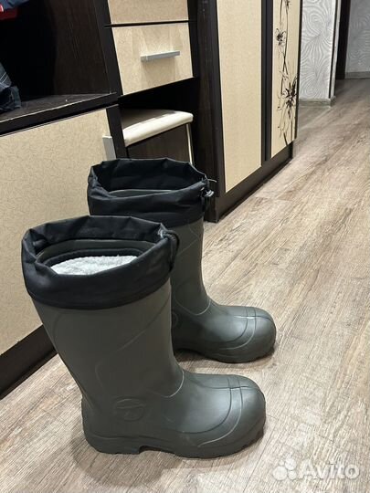 Резиновые сапоги для рыбалки