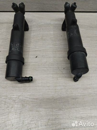 Форсунка омывателя фар Mercedes C-Class Coupe W203