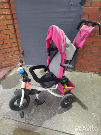 Детский трёхколёсный велосипед с ручкой Capella