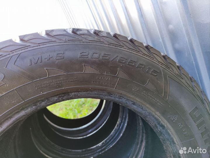 Goodyear UltraGrip Extreme 205/65 R15