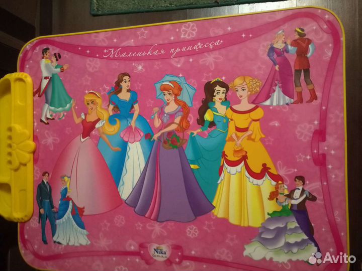 Стол и стул детский