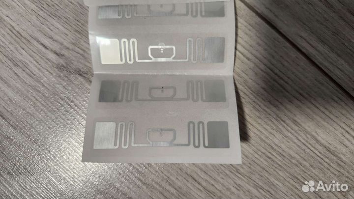 Метки rfid uhf (860-960 мгц) Alien U7
