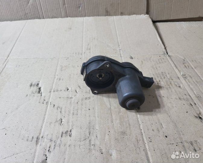 Моторчик стояночного тормоза задний Audi A4 Iv B8