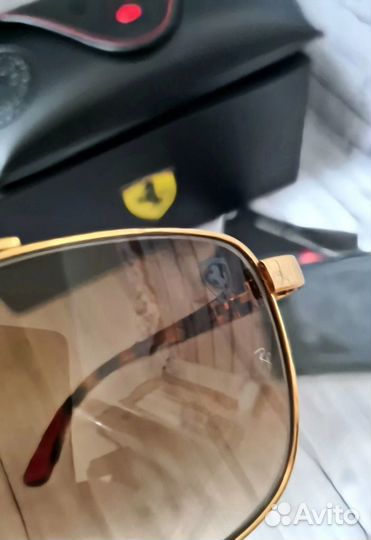 Солнцезащитные очки Ray ban Ferrari Collection