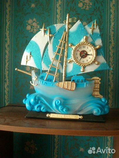 Ночной светильник с часами