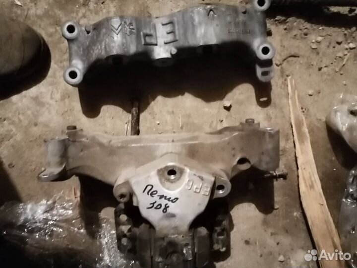 Подушки мотора пежо 308