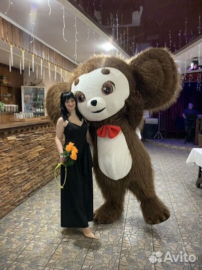 Красотка в платье