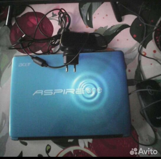Нетбук Acer aspire one