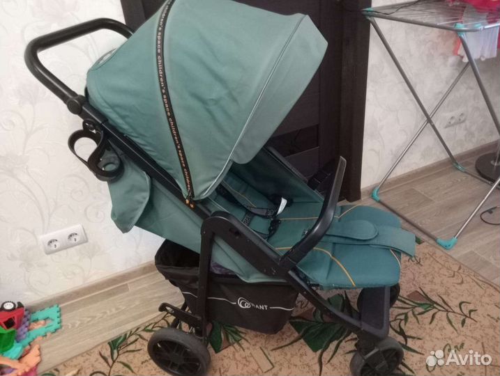 Коляска прогулочная vega