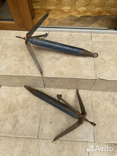 Якорь для лодки