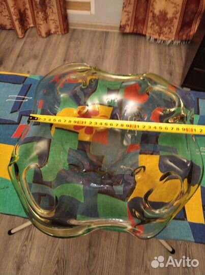 Блюдо под фрукты из цветного стекла