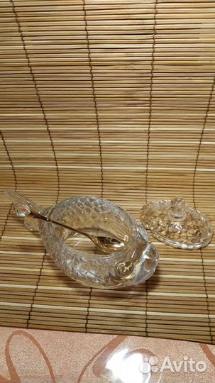 Икорница с ложкой