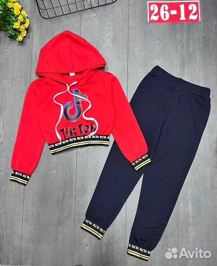 Прлдам новое купальник и спортивка