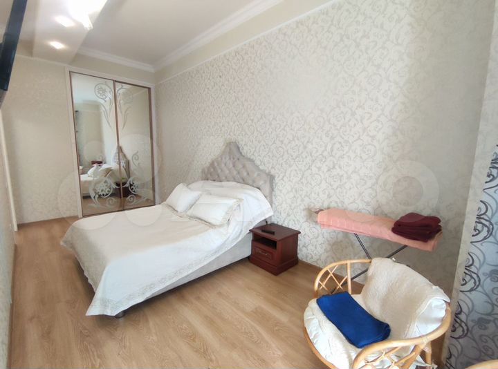 2-к. квартира, 75 м², 3/10 эт.