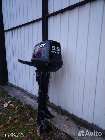 Лодка с мотором