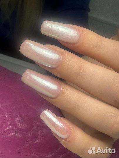 Модель на маникюр и педикюр