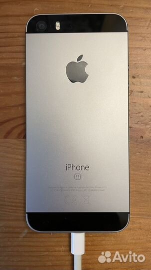iPhone SE, 32 ГБ