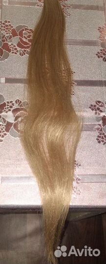 Волосы на заколках