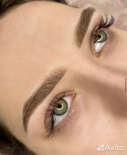 Перманентный макияж бровей и губ. Татуаж