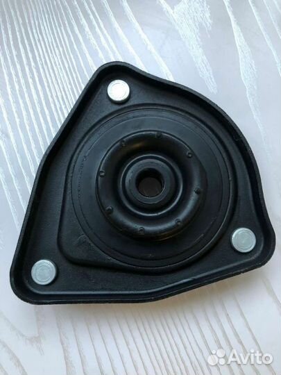 Опора передней стойки