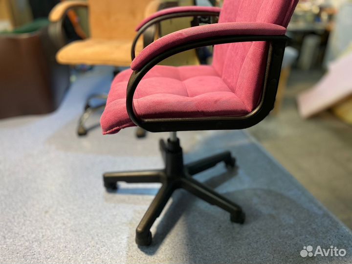 Кресло офисное