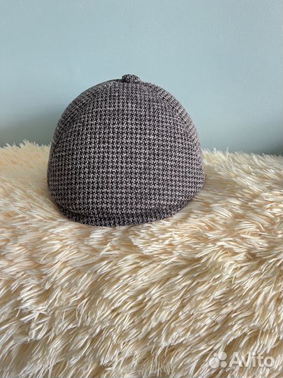 Женская шапка