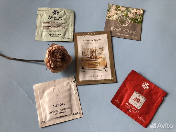 Набор косметики пакетом пробники