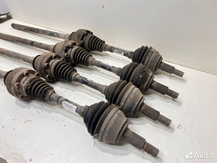 Привод полуось сборе вал(акпп) передний Volkswagen