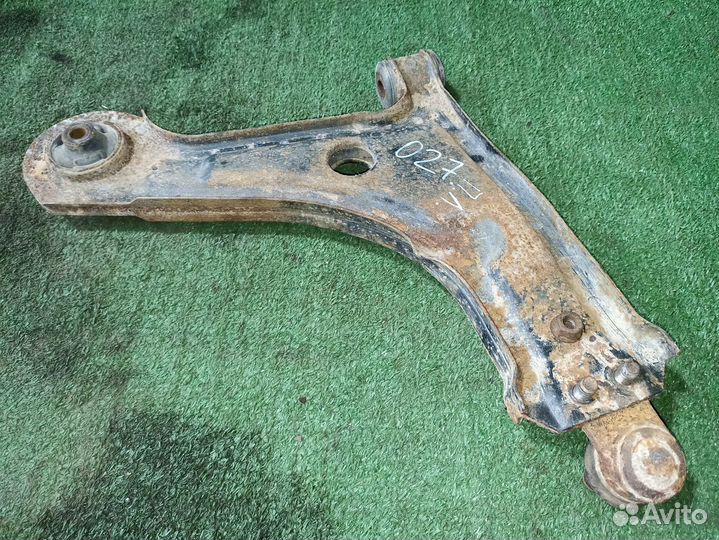 Рычаг передний Chevrolet Lacetti