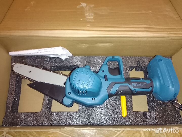 Аккумуляторная пила