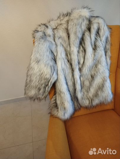 Искусственная шуба,новая. 48- 52