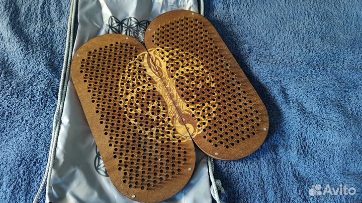 Динамическая доска Садху с гвоздями