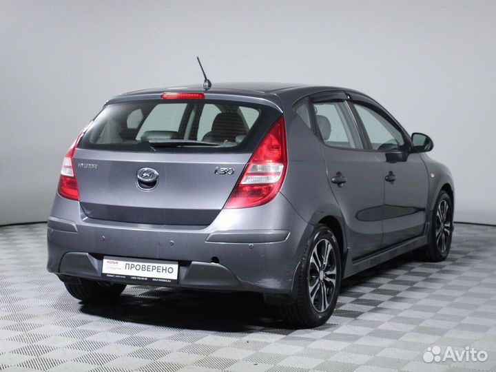 Hyundai i30, 2010