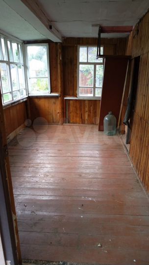 Дача 40 м² на участке 6 сот.