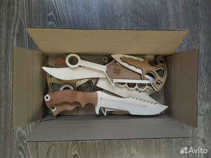 Набор деревянных ножей