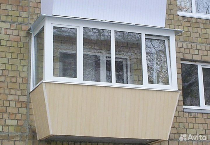 Балкон 3х1.5 с выносом конструкции по периметру