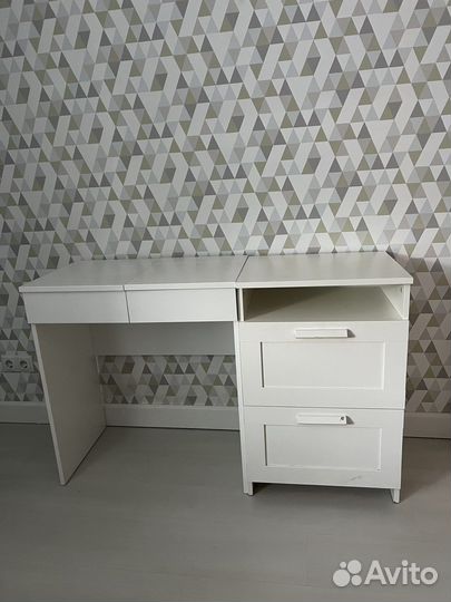 Туалетный столик с зеркалом IKEA