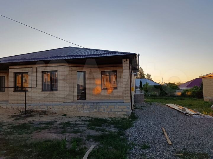 Коттедж 96 м² на участке 3 сот.