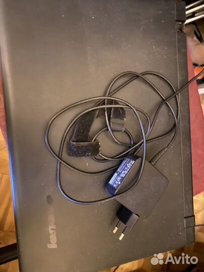 Ноутбук lenovo