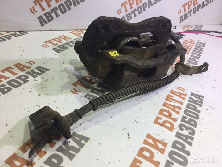 Суппорт передний Лев. Хендай Солярис 2015г 1.6л