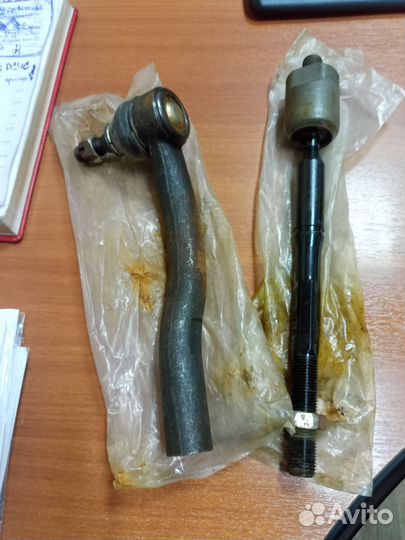 Рулевой наконечник и рулевая тяга Toyota Camry 40