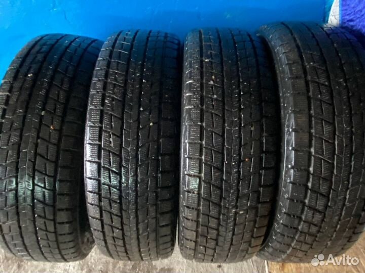 Dunlop Winter Maxx SJ8 235/65 R18