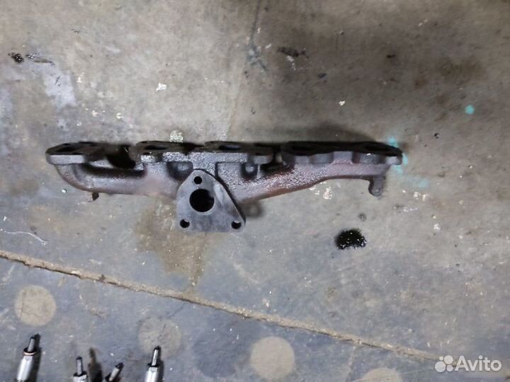 Коллектор выпускной Opel Combo Z13DTJ