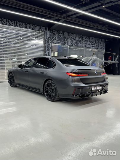 Кованный карбон обвес BMW 7 G70