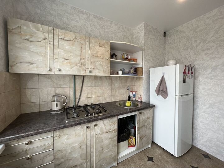2-к. квартира, 54 м², 9/9 эт.