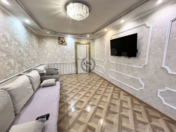 2-к. квартира, 53,3 м², 2/5 эт.