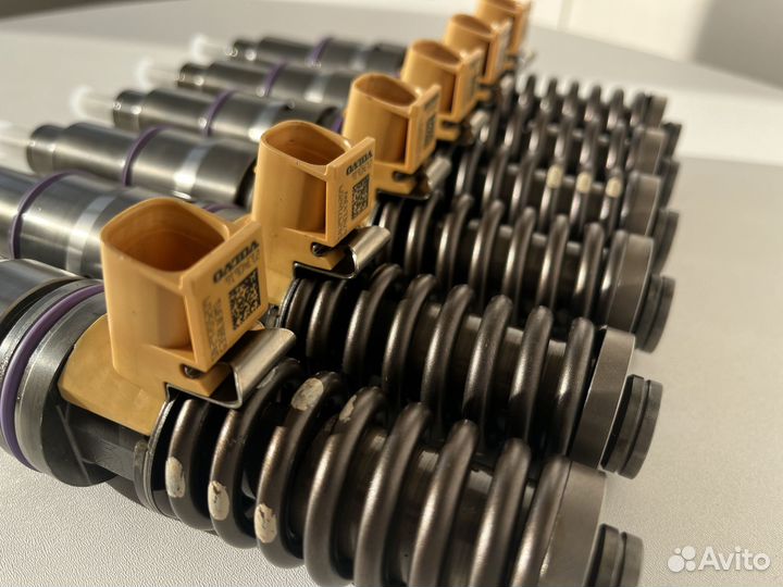 Форсунки Volvo d12c 20430583