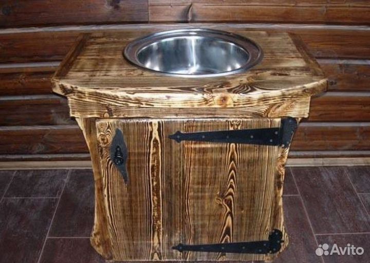 Деревянная тумба под раковину в ванную