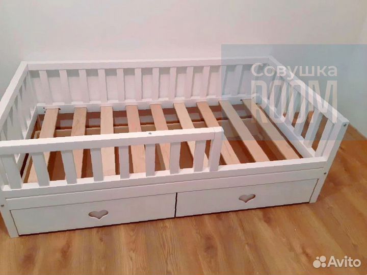 Новая детская кровать с ящиками