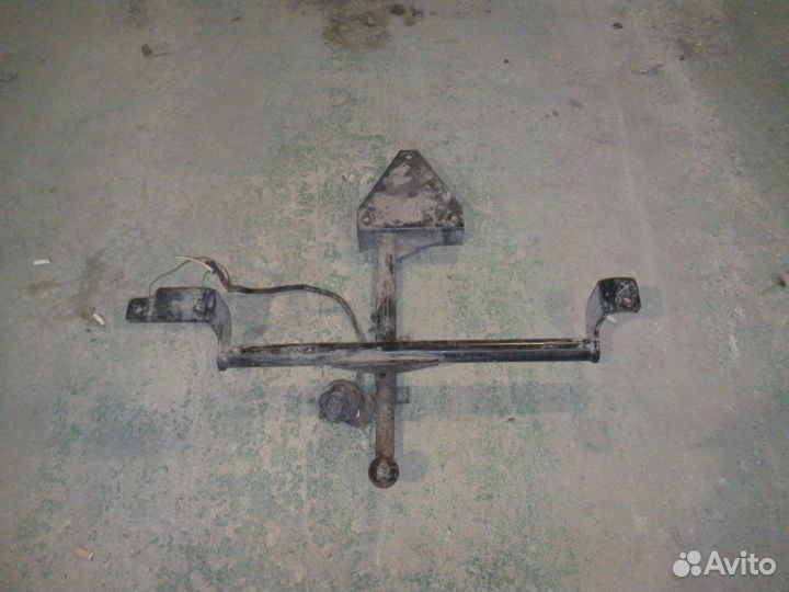 Фаркоп дял приоры универсал